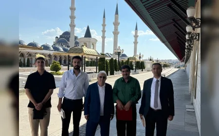 İdareci ve Bürokratlar Birliği Başkanı Yücel Can’a İSAK Vakfı’ndan plaket takdimi ve ortak proje müjdesi