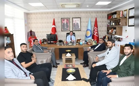 BBP Diyarbakır İl Başkanı Mehmet Çiçek ve heyeti, Prof. Dr. Kamuran Eronat’ı ziyaret etti