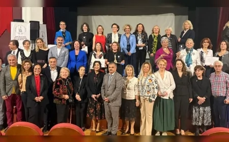 Tülay Aktaş Gönüllü Kuruluşlar Güçbirliği 2025 Karşılıksız Hizmet Ödülleri İzmir’de Sahiplerini Buldu