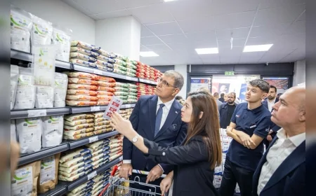 İzmir Büyükşehir Belediyesi’nin Tanzim Satış Mağazası İZMAR, Buca’daki İki Yeni Şubesiyle Dayanışma Ağını Genişletti