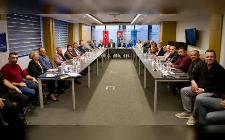 Kuşadası Belediye Başkanı Ömer Günel: “Kentimizin her noktasına eşit ve sürdürülebilir hizmet ulaştırmak için ortak akılla çalışmaya devam edeceğiz”