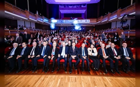 İzmir Büyükşehir Belediye Başkanı Cemil Tugay: “Başkanlık İnovasyon Fonu ile kamu dönüşümünde Türkiye’nin öncüsü olacağız”