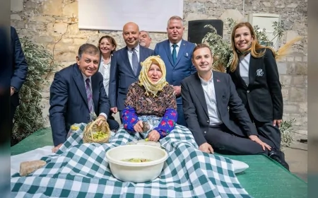 İzmir Büyükşehir Belediye Başkanı Cemil Tugay: “Zeytinin geleceği için 5 stratejik adım atıyoruz”