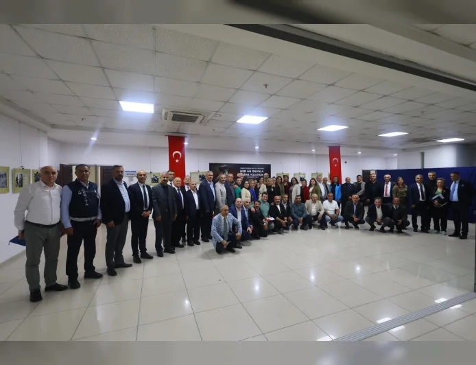 Karabağlar Belediye Başkanı Helil Kınay: “Tüm mahallelerimiz bizim için birinci sırada”