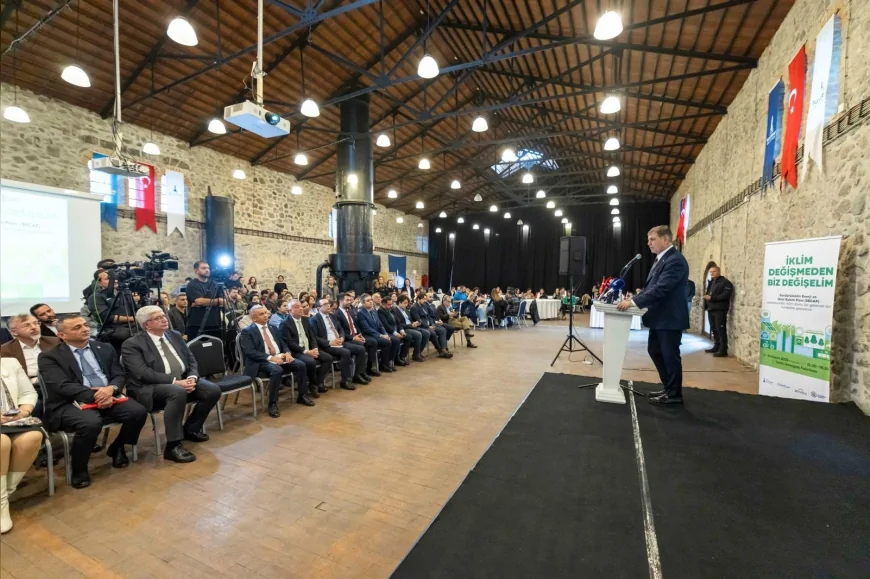 İzmir Büyükşehir Belediye Başkanı Cemil Tugay: “Geleceği bekleyen değil geleceği planlayan ve inşa eden bir şehir olmak zorundayız”