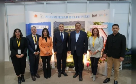 Seferihisar Belediyesi TTI İzmir Turizm Fuarı’nda uluslararası ziyaretçileri yerel kültür ve yeni turizm projeleriyle buluşturdu