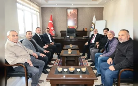 Denizli Büyükşehir Belediye Başkanı Bülent Nuri Çavuşoğlu Baklan ziyaretinde “Hizmet için sahadayız her zaman vatandaşımızın yanındayız” mesajı verdi