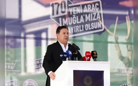 Muğla Büyükşehir Belediye Başkanı Ahmet Aras: “170 Yeni Araçla Tüm İlçelerde Daha Hızlı ve Etkili