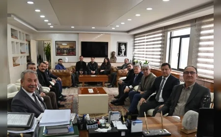 Manisa Büyükşehir Belediye Meclisi Komisyonları Salihli’de Turizm ve Eğitim İncelemesi Yaptı