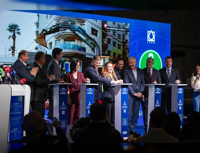 zmir Büyükşehir Belediye Başkanı Cemil Tugay: “Gururla umutla ve kararlılıkla İzmir’in geleceğini inşa ediyoruz”