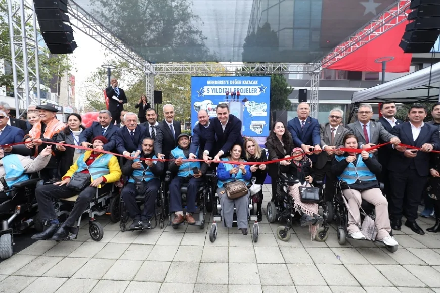 Menderes Meydanı’nda Beş Büyük Projenin Toplu Açılışı Geniş Katılımla Gerçekleştirildi