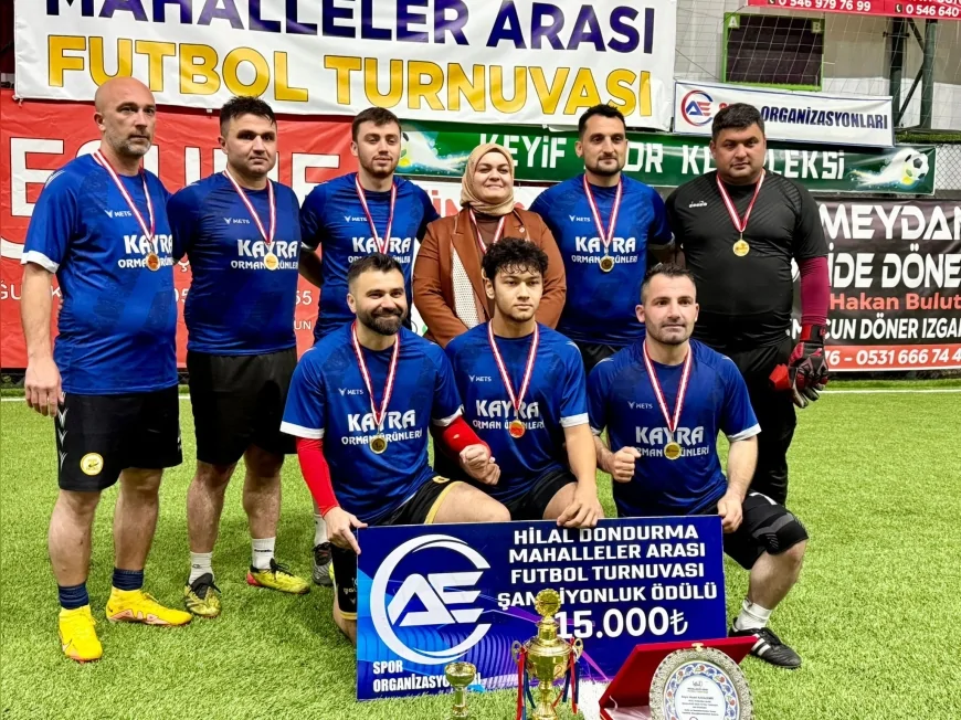 Terme’de Mahalleler Arası Futbol Turnuvası'nda Fenk Mahallesi 2025 Şampiyonu Oldu