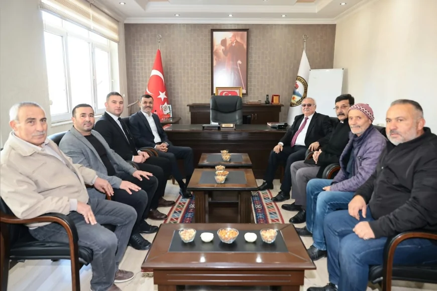 Denizli Büyükşehir Belediye Başkanı Bülent Nuri Çavuşoğlu Baklan ziyaretinde “Hizmet için sahadayız her zaman vatandaşımızın yanındayız” mesajı verdi