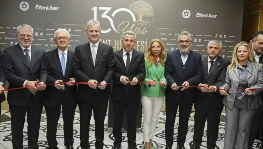 İzmir Ticaret Odası ve Yeni Asır iş birliğinde hazırlanan 130 Yıllık Kent Hikayesi Sergisi İZTO’da açıldı