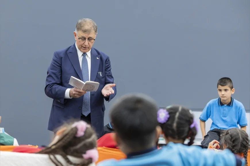 İzmir Büyükşehir Belediye Başkanı Dr. Cemil Tugay: “Eğitimde fırsat eşitliğini güçlendirmek için destekleri artırıyoruz”