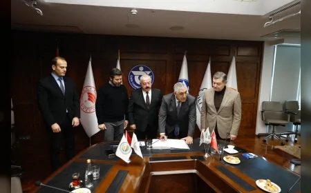 İzmir Dikili Jeotermal Isıtmalı Sera Organize Tarım Bölgesi için 36 milyon 950 bin dolarlık sözleşme imzalandı