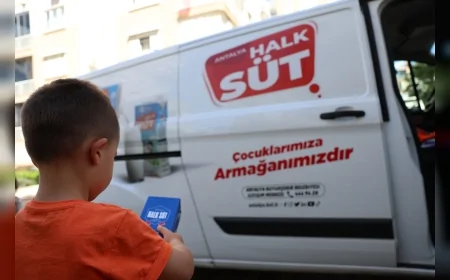 Antalya Büyükşehir Belediyesi’nden çocuklara Halk Süt Projesi ile 2025’te 773 bin 400 litre destek