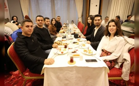 Şehzadeler Belediye Başkanı Hakan Şimşek: “Gazetecilik demokrasinin temel taşlarından biridir”