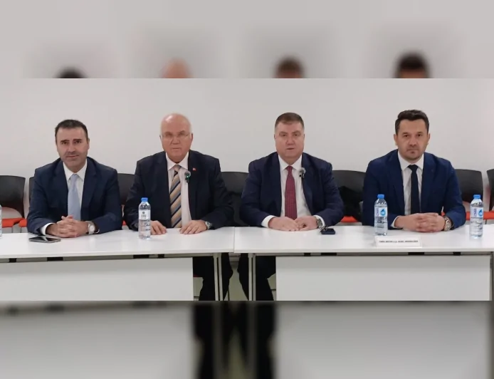 İzmir Şoförler Odası Başkanı Erkan Özkan: “İzmir Boyun Eğmez, Korsan Taşımacılığa Geçit Vermez”