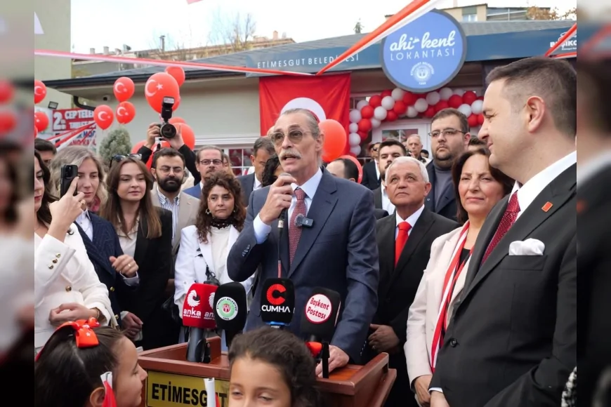 Etimesgut Belediye Başkanı Erdal Beşikcioğlu: “Ahi Kent Lokantası ve çorba karavanlarıyla dayanışmayı büyütüyoruz”