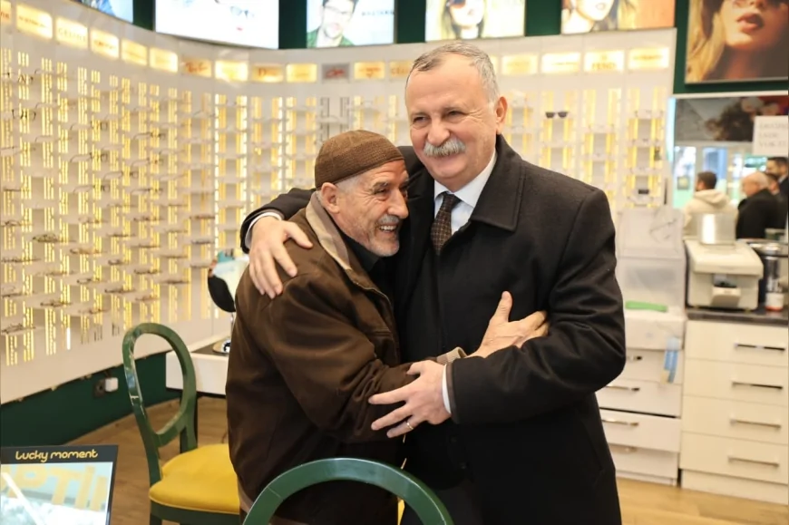 Yunusemre Belediye Başkanı Semih Balaban 75 Yıl Mahallesi’nde Esnaf Ziyaretlerini Sürdürdü