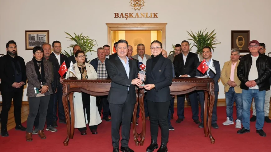 Kıyı Ege Belediyeler Birliği ve Muğla Büyükşehir Belediye Başkanı Ahmet Aras: “Süt üretiminde kaliteyi artırıyor, soğuk zinciri güçlendiriyoruz”