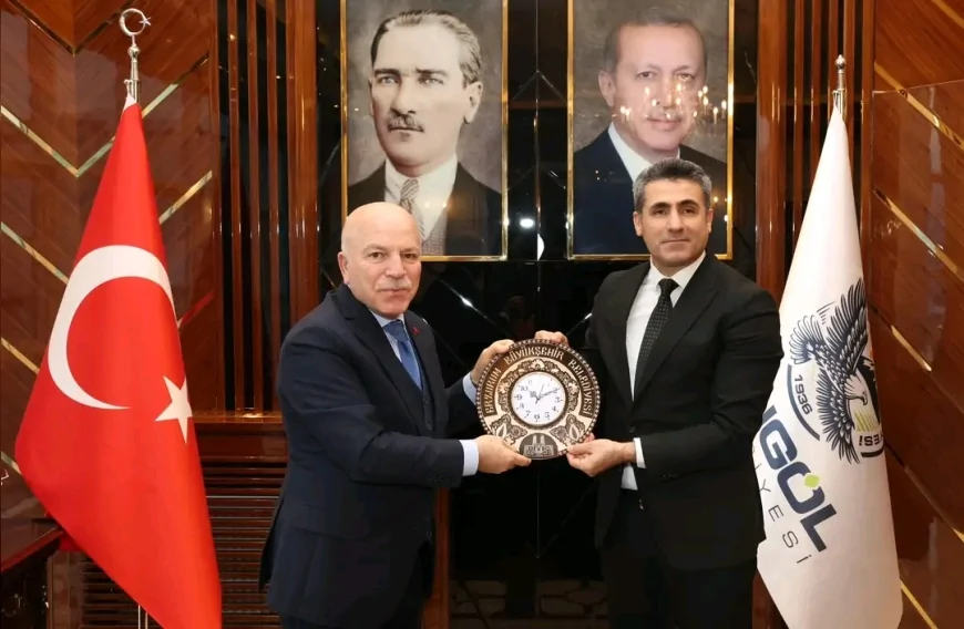 Başkan Mehmet Sekmen'den Başkan Erdal Arıkan'a Ziyaret