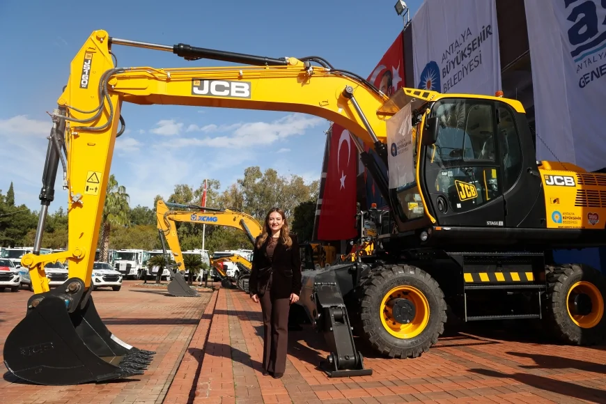 Büyükşehir Belediyesi Başkan Vekili Büşra Özdemir: “847 Milyon TL’lik Yatırımla 256 Yeni Aracı Hizmete Aldık”