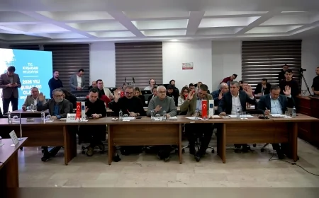 Kuşadası Belediye Meclisi Şubat Ayı Toplantısında Taziye Hizmetleri Birimi Kurulması Kararlaştırıldı