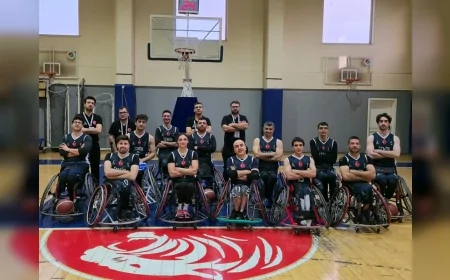 İzmir Büyükşehir Belediyesi Tekerlekli Sandalye Basketbol Takımı Antalya Deplasmanında Farklı Kazandı