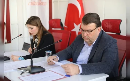 Malatya’nın Arguvan ilçesi ile kardeş belediye olunmasına yönelik iş birliği protokolü oy birliğiyle kabul edildi.