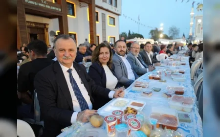 Yunusemre Belediye Başkanı Semih Balaban: “Ramazan’da lokmamızı paylaşacak, birlik ve beraberliğimizi güçlendireceğiz”