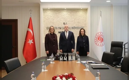 AK Parti İzmir Milletvekili Ceyda Bölünmez Çankırı: “Karşıyaka Belediyesi’nin SGK Borçları İçin Çözüm Üretmek Zorundayız”