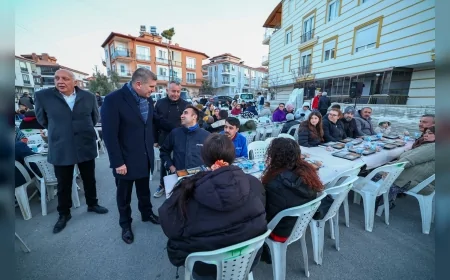 Burdur Belediye Başkanı Ali Orkun Ercengiz, Ramazan ayının manevi atmosferine dikkat çekti.