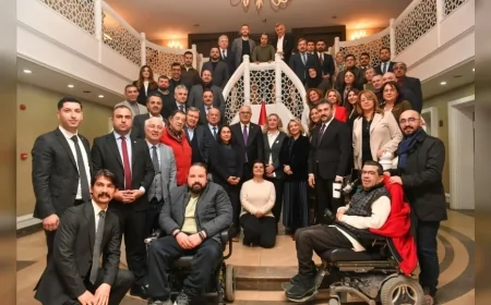 Türkiye Voleybol Federasyonu Başkanı Mehmet Akif Üstündağ: “Ankara’yı spor organizasyonlarıyla bir marka şehir haline getireceğiz”