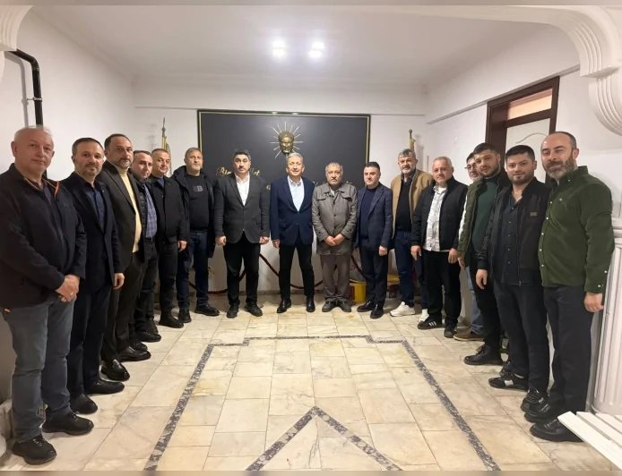 Terme Ticaret ve Sanayi Odası Başkanı Ahmet Ekmekçi’den Terme Esnaf ve Sanatkarlar Odası Başkanı Barış Aktepe’ye Hayırlı Olsun Ziyareti