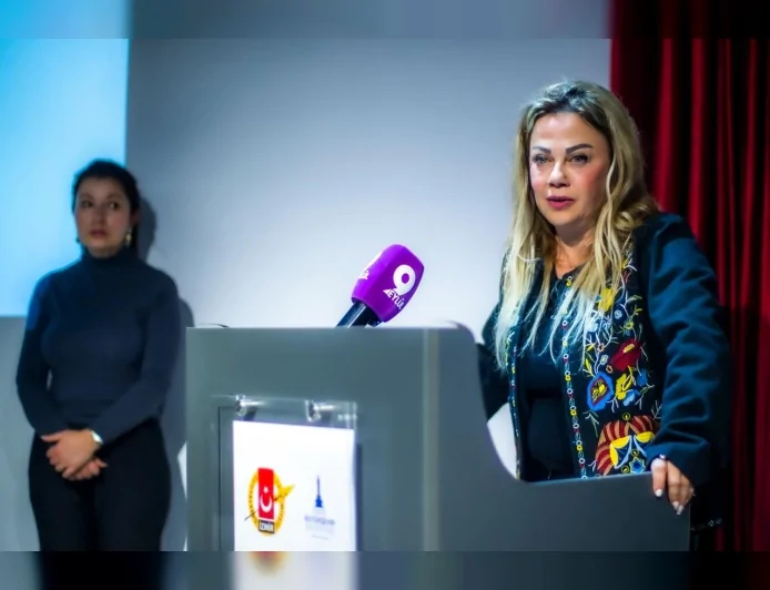 İzmir Gazeteciler Cemiyeti Başkanı Dilek Gappi: “İsmail Sivri ekolünü unutmayız, unutturmayız”