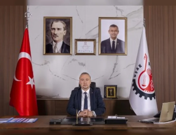 Uşak Belediyesi, dar gelirli vatandaşlara destek amacıyla askıda fatura uygulamasını hayata geçirdi.