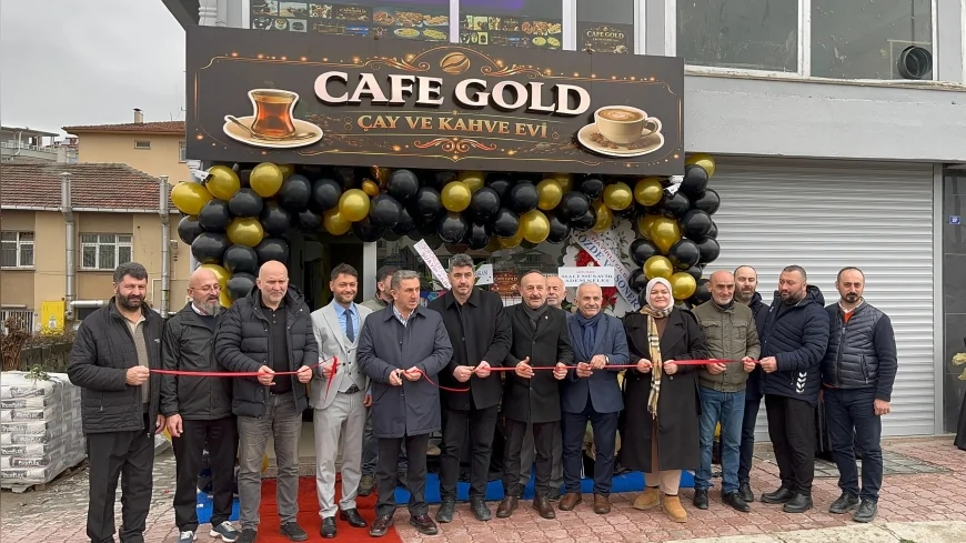 Terme’de Cafe Gold Çay ve Kahve Evi Geniş Katılımla Açıldı İlçe Protokolü Bir Araya Geldi