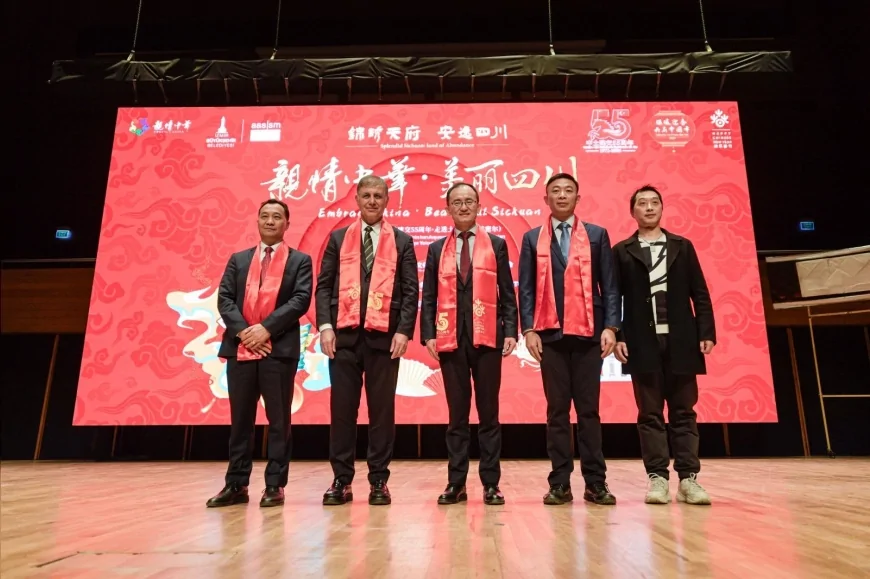 İzmir Büyükşehir Belediye Başkanı Dr. Cemil Tugay: “İzmir, Türkiye-Çin ekonomik ilişkilerinde kilit nokta”