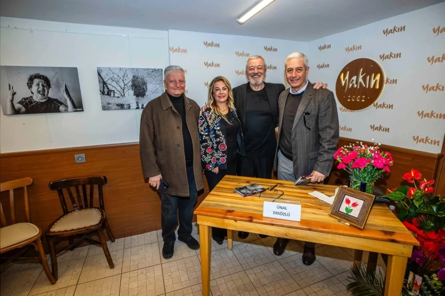 Gazeteci-Yazar Ünal Ersözlü Yakın Kitabevi’nde “Böğürtlen Öpücüğü” İçin Okurlarıyla Buluştu