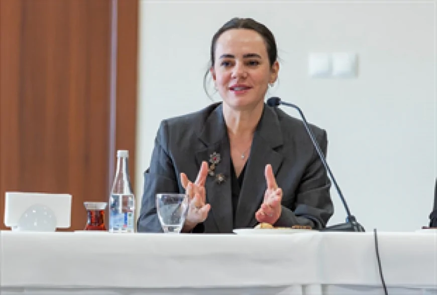 İzmir Büyükşehir Belediye Başkanı Dr. Cemil Tugay: “Asla teslim olmamalı, haksızlığı kabullenmemeliyiz”