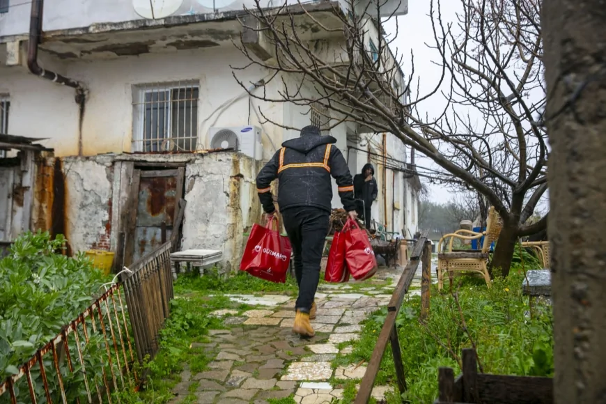 Güzelbahçe Belediye Başkanı Mustafa Günay: “350 Aileye 3 Milyon Liralık Ramazan Desteğini Kapılarına Kadar Ulaştırdık”