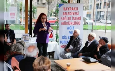 Bayraklı Belediyesi Bahar Evi’nde İleri Yaş Yurttaşlara Ağız ve Diş Sağlığı Eğitimi Düzenledi