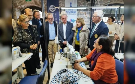 İzmir Büyükşehir Belediyesi Altın İğne Projesi Kadınların Mesleki Becerilerini Uluslararası Düzeyde Sergiliyor