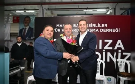 Balıkesir Büyükşehir Belediye Başkanı Ahmet Akın Manisa’da iftar programında “Balıkesir’e birlik ve beraberlik yakışır” mesajı verd