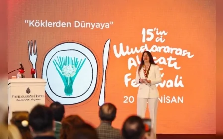 Çeşme Belediye Başkanı Lâl Denizli: “Alaçatı Ot Festivali küresel gastronomi markası olma yolunda ilerliyor”