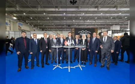 İzmir Büyükşehir Belediye Başkanı Dr. Cemil Tugay: “Optic World İzmir güçlü ortaklıklara vesile olacak”