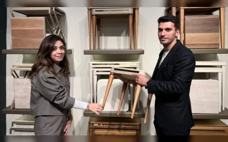 İzmir’de düzenlenen İZFURNEX 2026 mobilya fuarında akıllı sehpa ve yaşam ünitesi trendleri öne çıktı