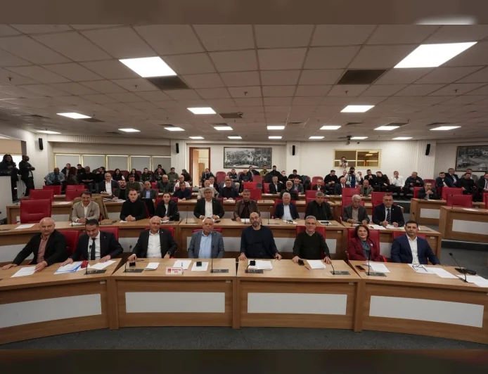 Plan Bütçe Komisyonu Başkanı Rıza Yörüyen: “Devletin Görevini Bizim Üstlenmemizi İstiyorsunuz”